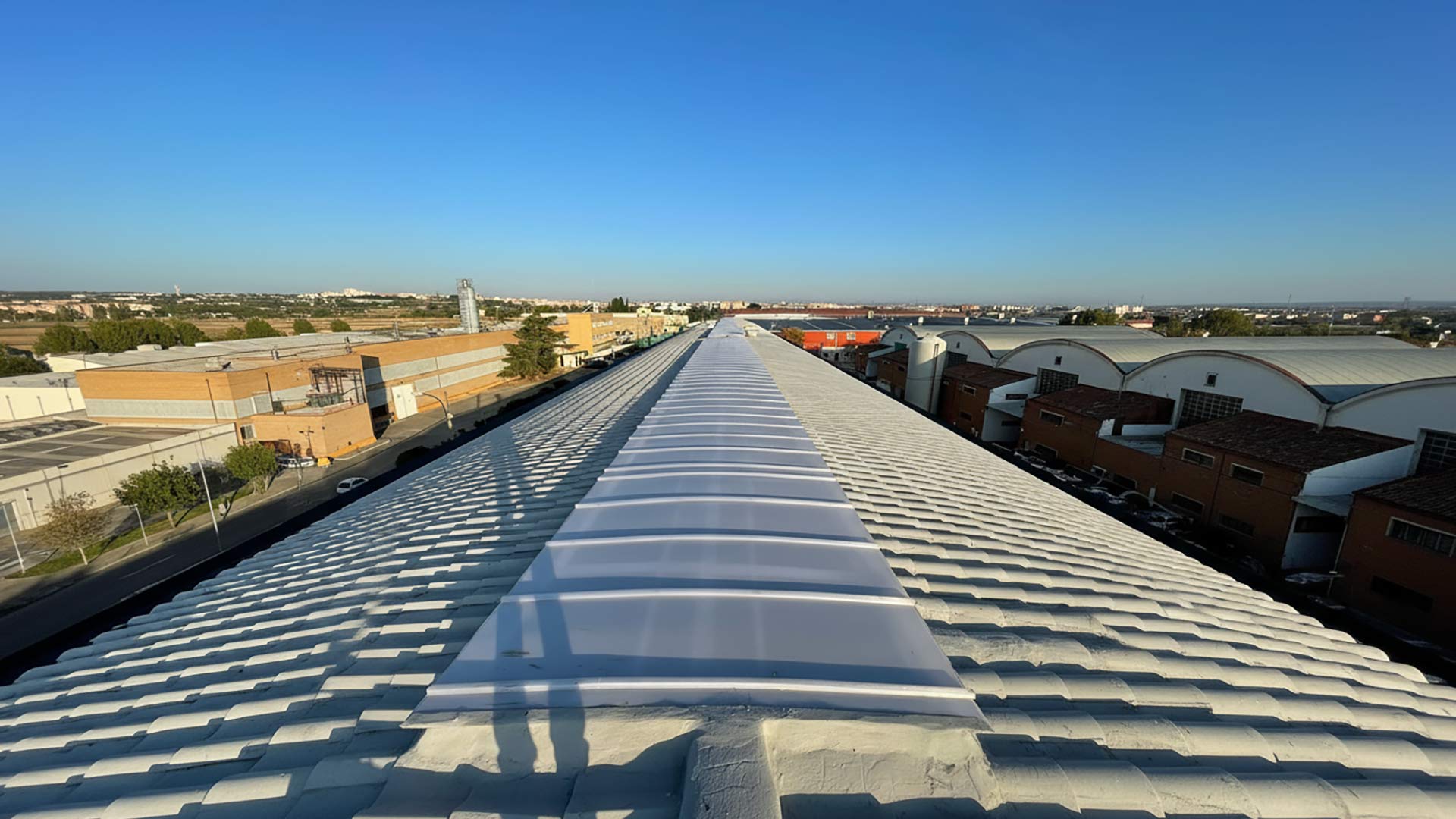 Abeco Reparaciones Impermeabilización líquida para cubiertas complejas, foto de portada caso éxito número 4